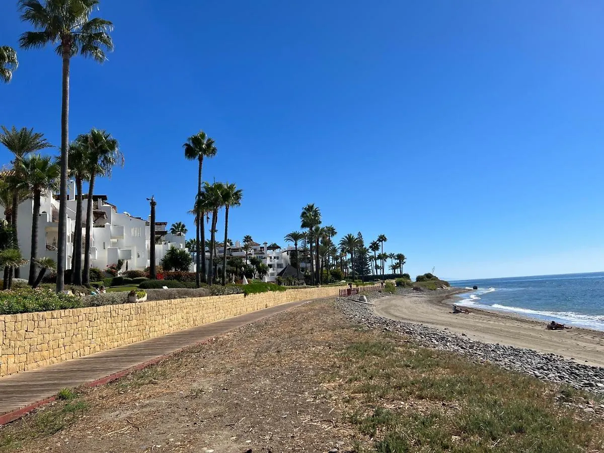 Alcazaba Beach Estepona Apartment